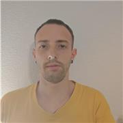 Clases de fútbol, adaptadas a la edad y la categoría de las jugadoras y jugadores